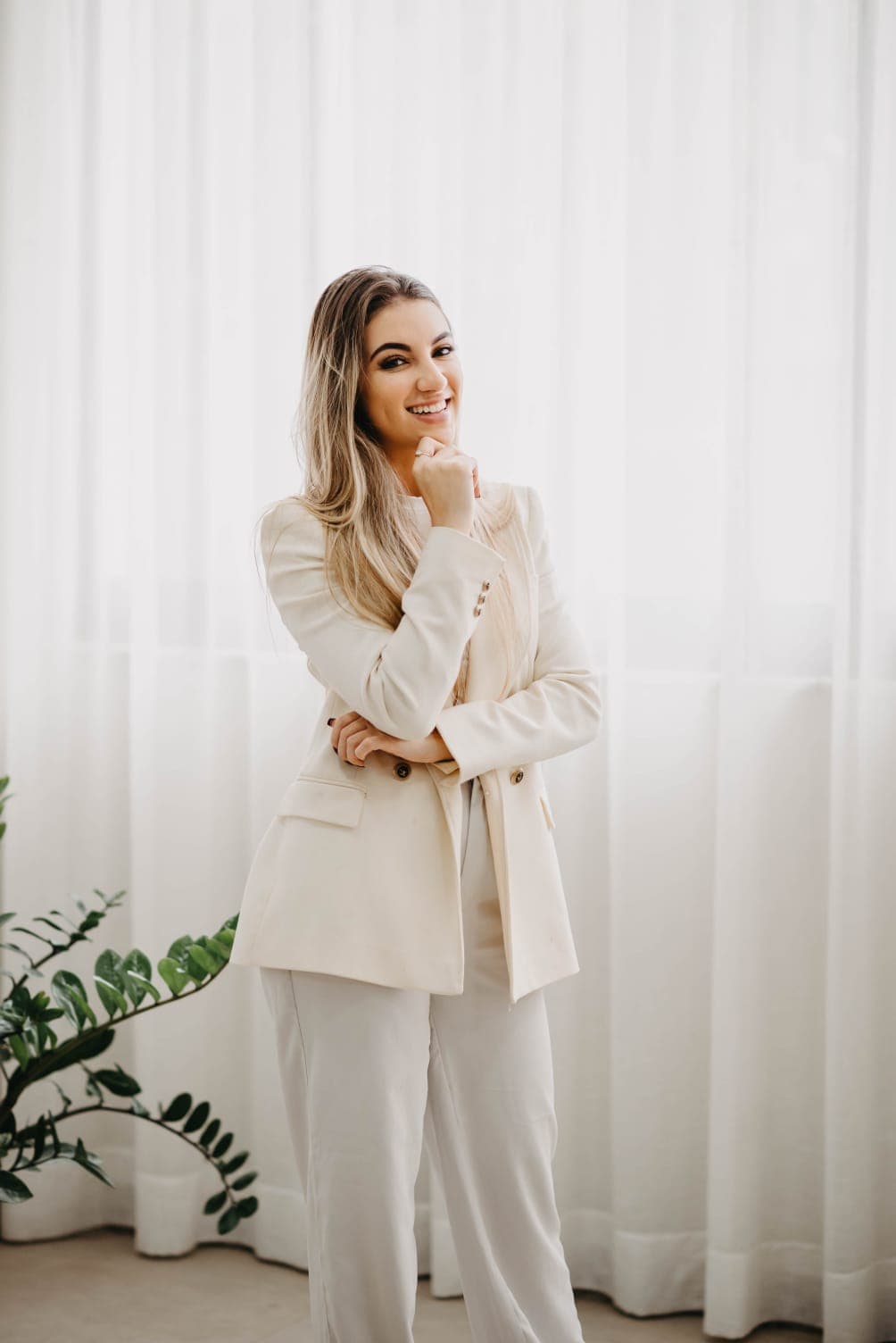 Patrícia, nutricionista clínica, em retrato profissional